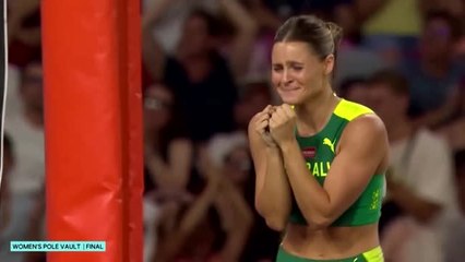 Moon and Kennedy choose to share gold in women's pole vault