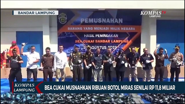 Bea Cukai Musnahkan Ribuan Botol Miras Senilai Rp11,8 Miliar