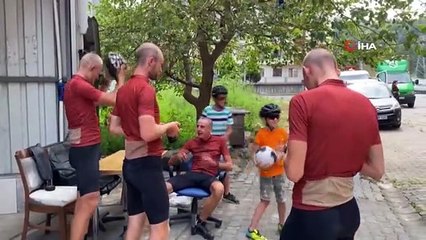 Danimarkalı Dört Arkadaş Bisikletleriyle Dünya Turuna Çıktı