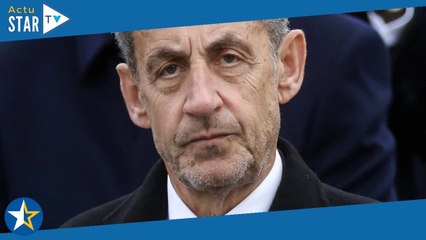 Nicolas Sarkozy  Sa relation très compliquée avec son défunt père a aussi impacté Carla Bruni, ce g