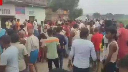 रफ्तार का कहर: स्कूल वैन की टक्कर से महिला की दर्दनाक मौत, लोगों ने किया सड़क पर हंगामा