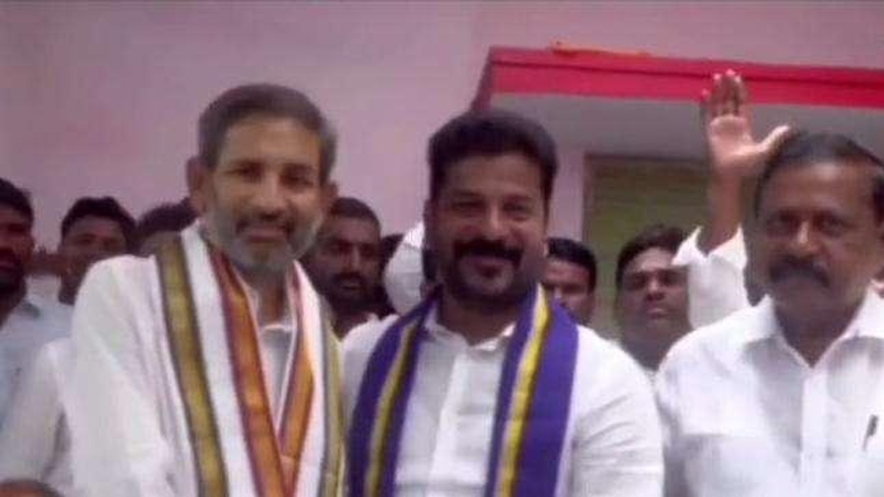వికారాబాద్: రేవంత్ రెడ్డి సమక్షంలో కాంగ్రెస్ లోకి భారీగా చేరికలు