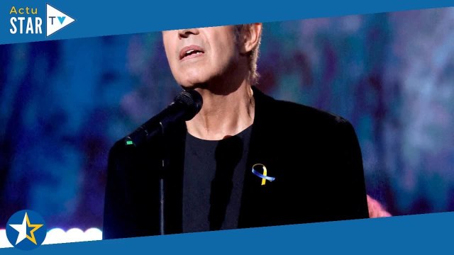 Julien Clerc et la mort de son frère Gérard il a pris ses responsabilités en prévenant ses soeur