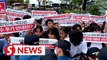 S.Korea police arrest 16 Fukushima protesters seeking to enter Japan embassy