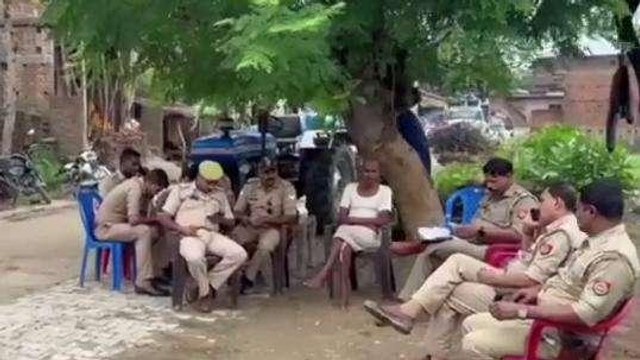 कौशांबी: पिता-पुत्र पर धारदार हथियार से जानलेवा हमला,इन लोगों पर लगा आरोप