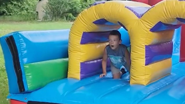 Obstacle Course Leads Boy To Military Bonus Dad After Deployment | Happily TV