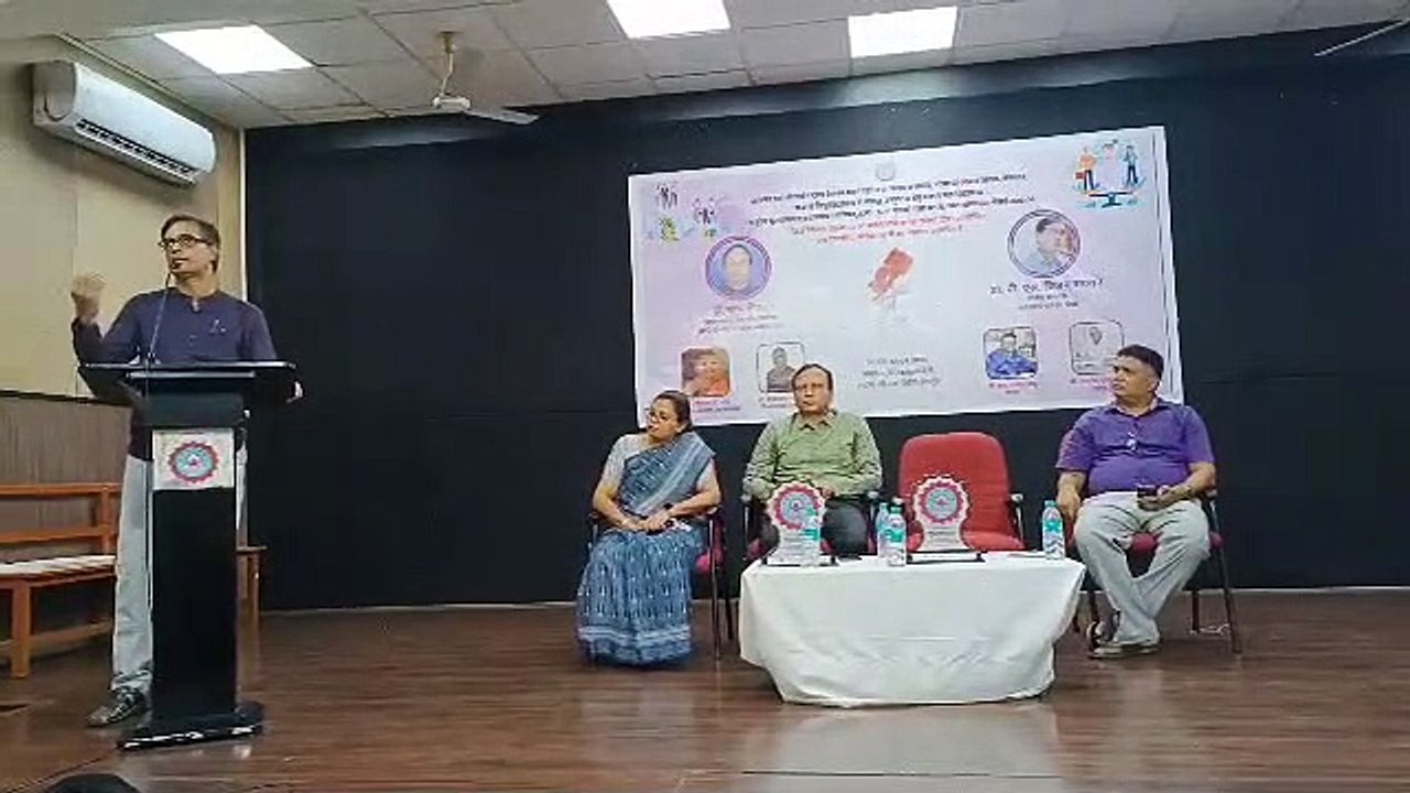 हिन्दी कार्यशाला : रोज कुछ न कुछ लिखें