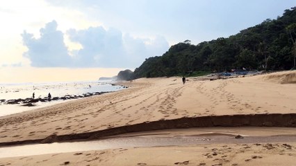 The Most Beautiful Beach in Indonesia, With Very Clean Sand