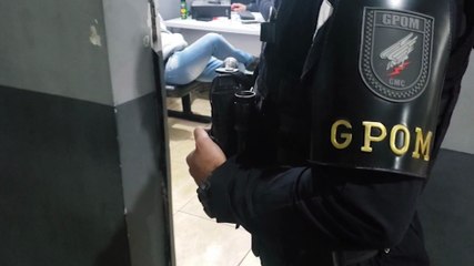 Homem com mandado de prisão em aberto é preso pelo GPOM