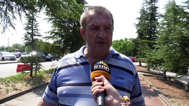 Λαμία: Από τα ξημερώματα στην ουρά για να προλάβουν να ανανεώσουν την παραδοσιακή ταυτότητα