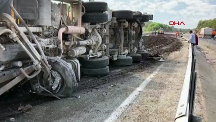 Manisa'da Kamyonun Çarptığı Traktördeki Kadın Hayatını Kaybetti