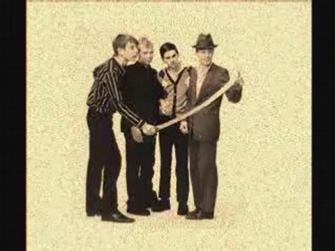 8 bits - Take me out (Franz Ferdinand)