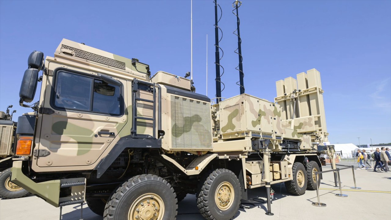 Norwegen soll IRIS-T-Raketen und F-16-Jets an Ukraine liefern