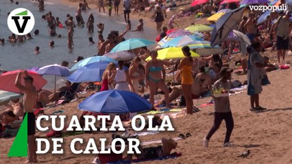 La playa se convierte en la mejor ayuda para combatir el calor