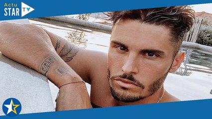 Baptiste Giabiconi dévoile pour la première fois le visage de son fils
