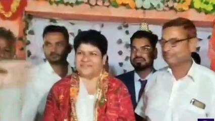 झुंझुनूं: अल्पसंख्यक समुदाय ने चुनड़ी ओढ़ाकर विधायक चौधरी का किया सम्मान, देखें खबर