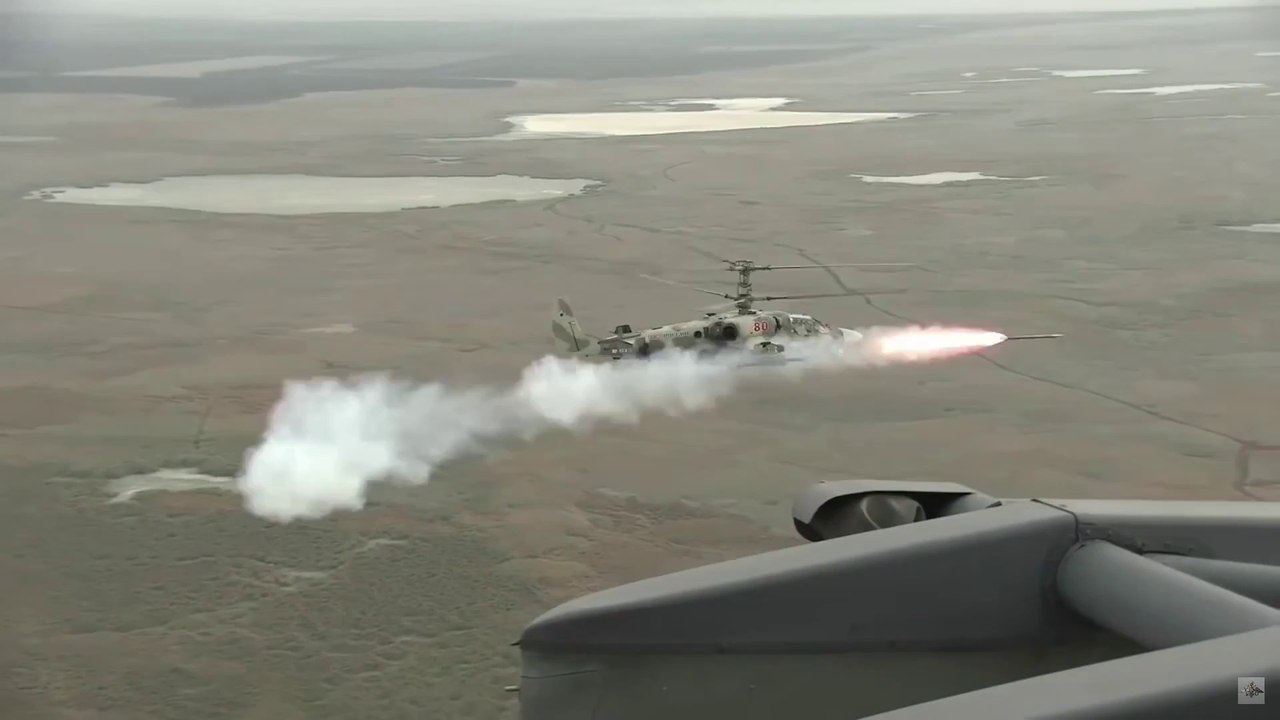 Rússia fabricou 296 helicópteros militares em 2022. Um aumento de 120% em relação a 2021
