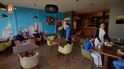 249. Huerfanas (Kirgin Cicekler), en español