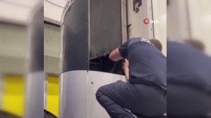 Hollanda'dan Türkiye'ye gelen tırda 200 bin euro nakit para ele geçirildi