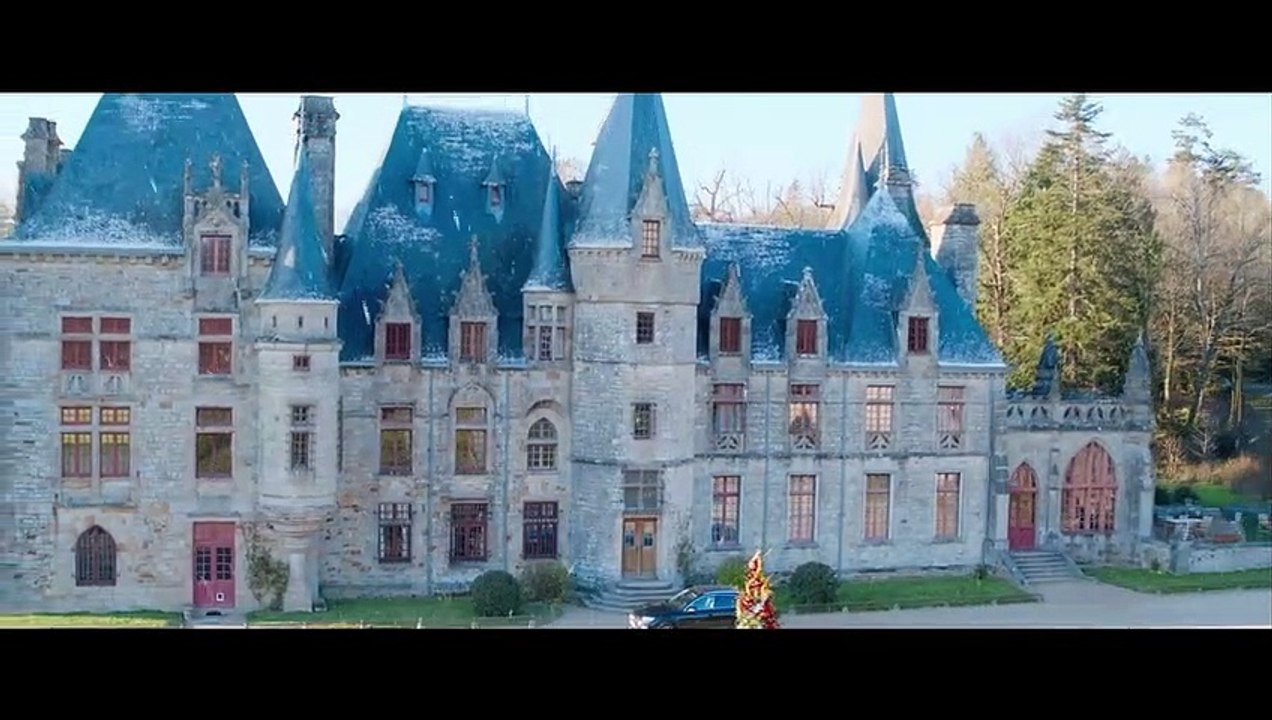 COMPLÈTEMENT CRAMÉ ! Bande Annonce (2023) John Malkovich