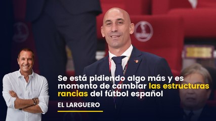 Manu Carreño: "Se está pidiendo algo más y es un buen momento para cambiar las estructuras rancias del fútbol español"