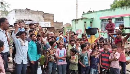 रोड नहीं तो वोट नहीं, लोगों ने कहा, गांव का विकास नहीं हुआ तो करेंगे चुनाव का बहिष्कार