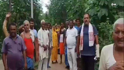 सिवान: सडक निर्माण नहीं होने से नाराज ग्रामीणों ने किया प्रदर्शन, देखिए क्या बोले