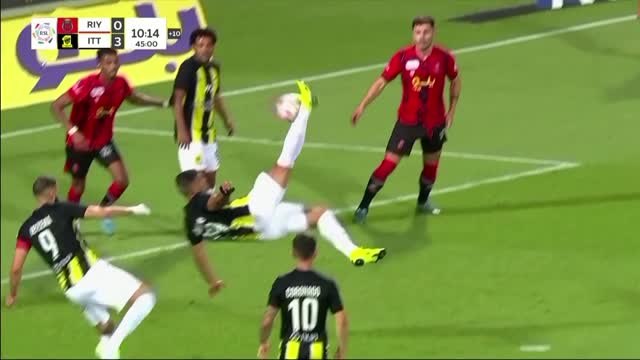 Saudi Pro League - Benzema buteur et passeur, Al-Ittihad s'impose largement