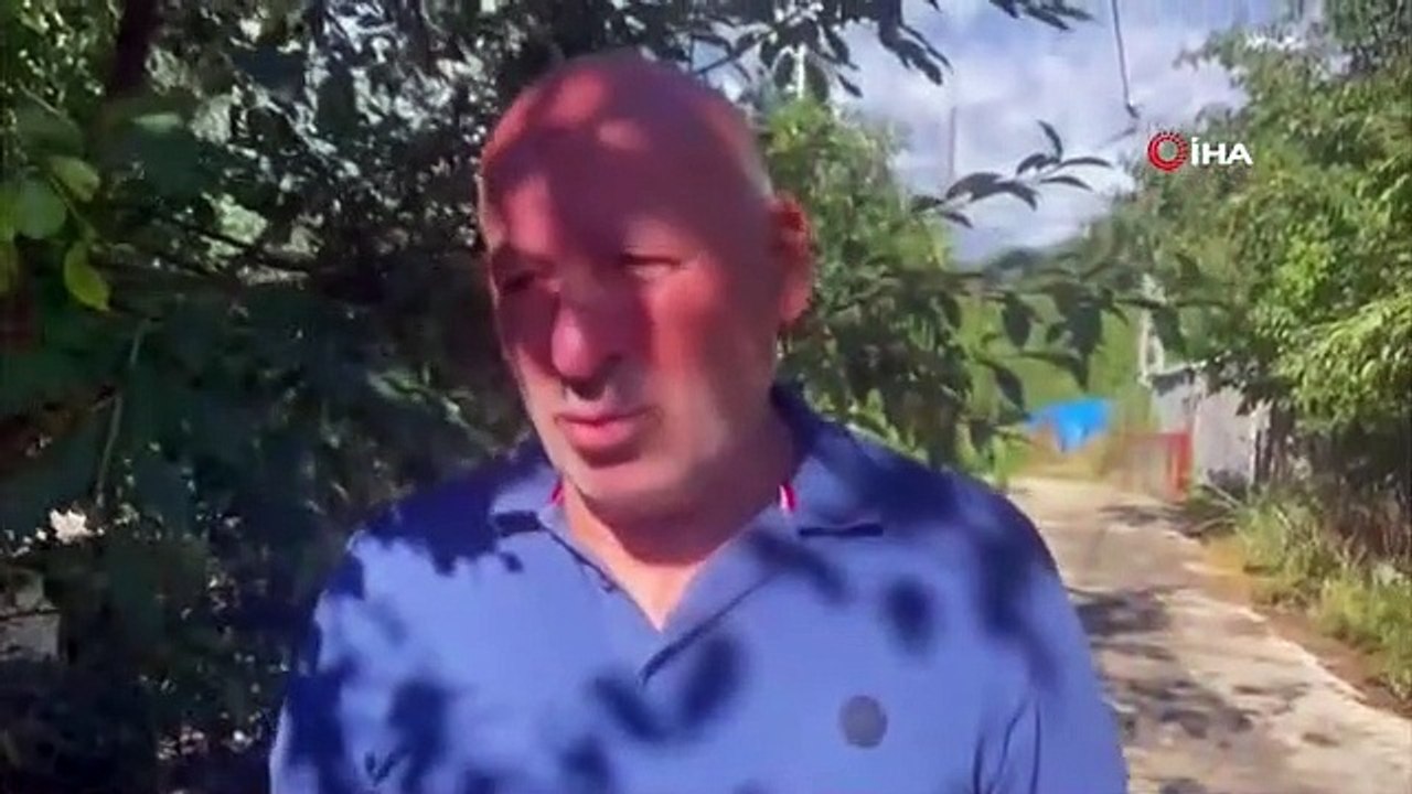 L'intéressante créature aperçue dans la fontaine du village est devenue un sujet de curiosité