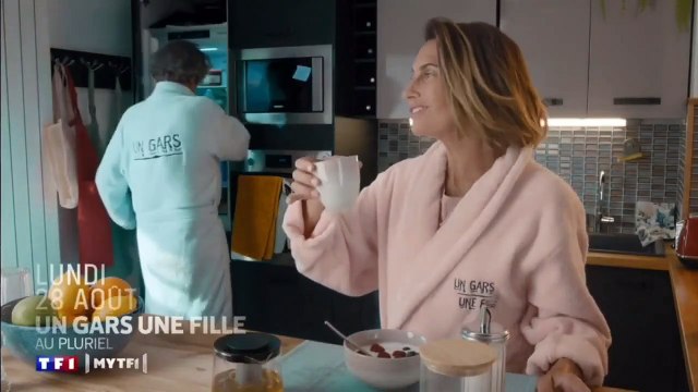 Un gars, une fille (au pluriel) - saison 1 Bande-annonce VF