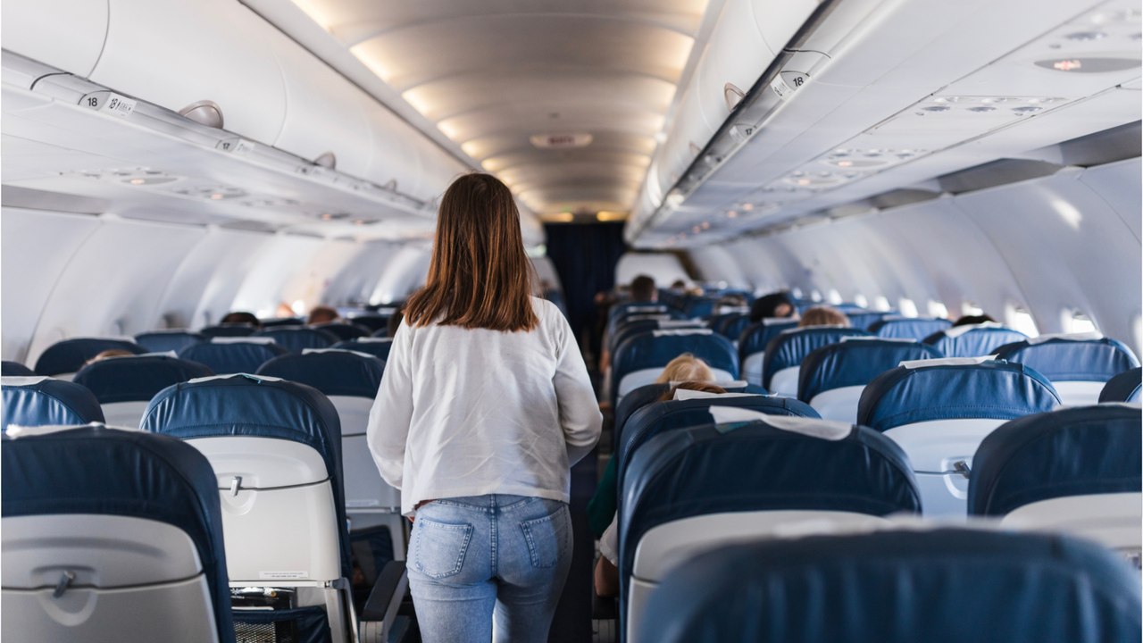 Rauschen, Poltern und Pfeifen: Das steckt hinter den Geräuschen im Flugzeug