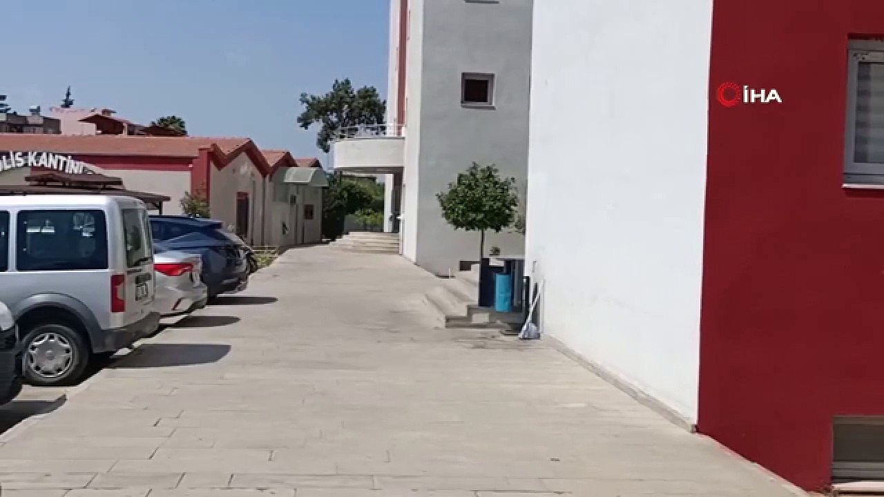 Annesini döven babasını öldüren gencin ilk ifadesi ortaya çıktı: "Babam çocukluğumdan bu yana hem annemi, hem beni dövüyordu"