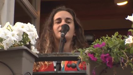 Download Video: Histórico homenaje en Galicia a Teresa Abelleira: 