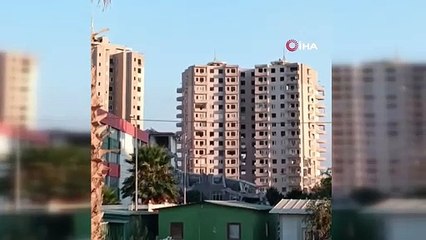 Dinamitle patlatılan 16 katlı devasa rezidans bir anda yerle bir oldu