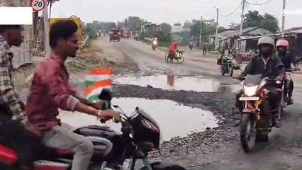 सहरसा: जर्जर सड़क से ग्रामीण परेशान, निर्माण कराने की मांग, देखें रिपोर्ट