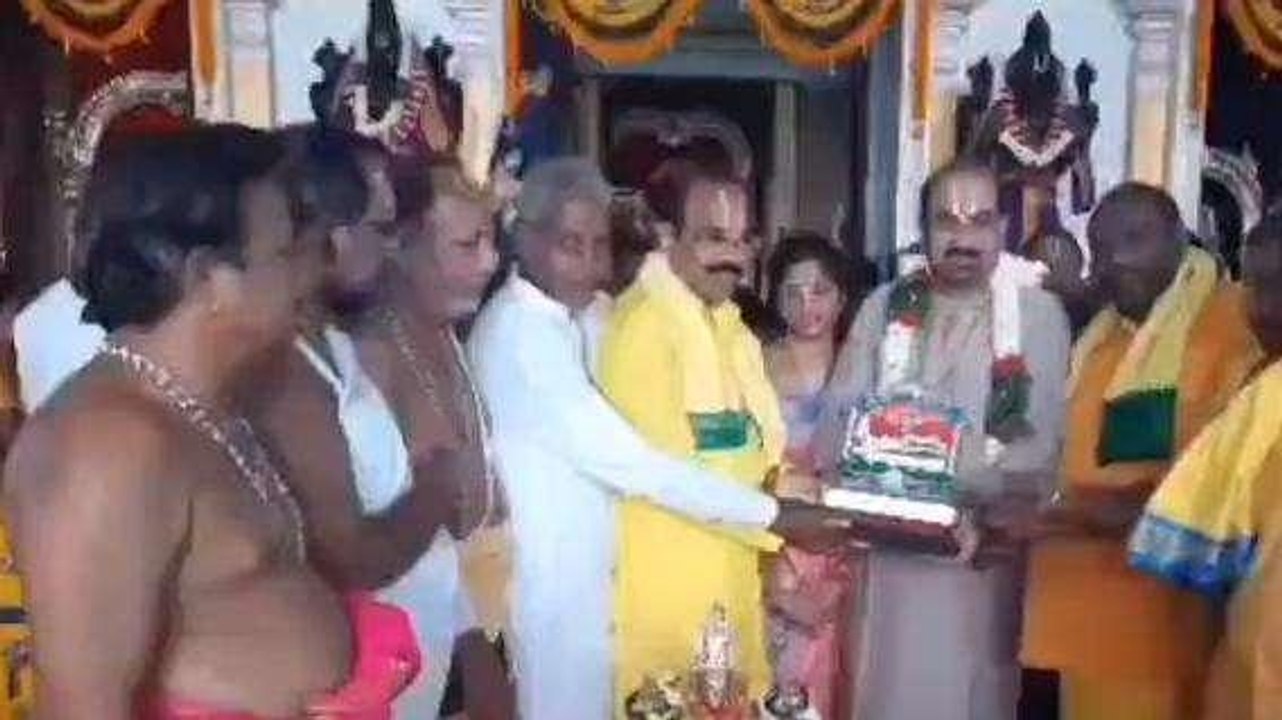 సిద్ధిపేట: శ్రీ బాలాజీ ఆలయంలో హైకోర్టు జడ్జి