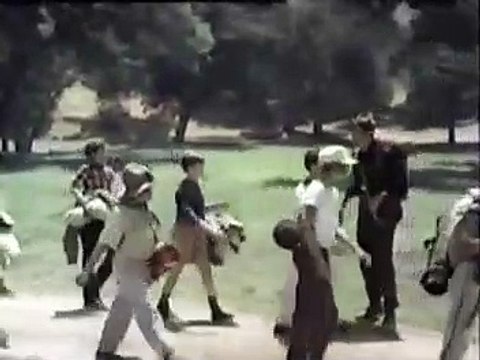 Demain des hommes Bande-annonce (EN)