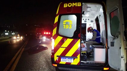 Mulher morre ao ser atropelada na BR-277 em Cascavel