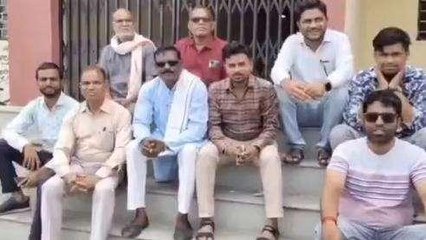 आगर मालवा: सरकार के खिलाफ पटवारियों को हड़ताल जारी,कड़े आंदोलन की दी चेतावनी