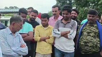 अनूपपुर: सड़क की खस्ताहाल से परेशान ग्रामीण, किया चक्का जाम