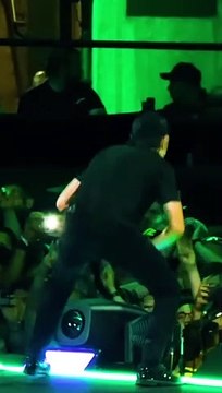 LARS ULRICH INJURES JAMES HETFIELD LIVE (2023) #METALLICA #shorts