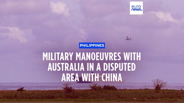 Australian and Filipino troops hold exercises in South China Sea