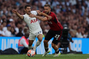 AR OOV LUKE SHAW 250823