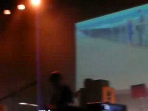 Girls in Hawaii - sun of the sons concert