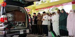 Jenazah Silviani, dosen UIN Surakarta disalatkan di atas ambulans