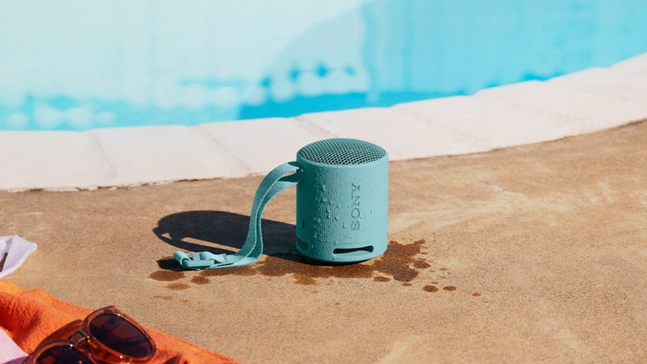 Sonys Wireless-Speaker ist nicht größer als eine Tasse und soll euch die Zeit im Freien versüßen