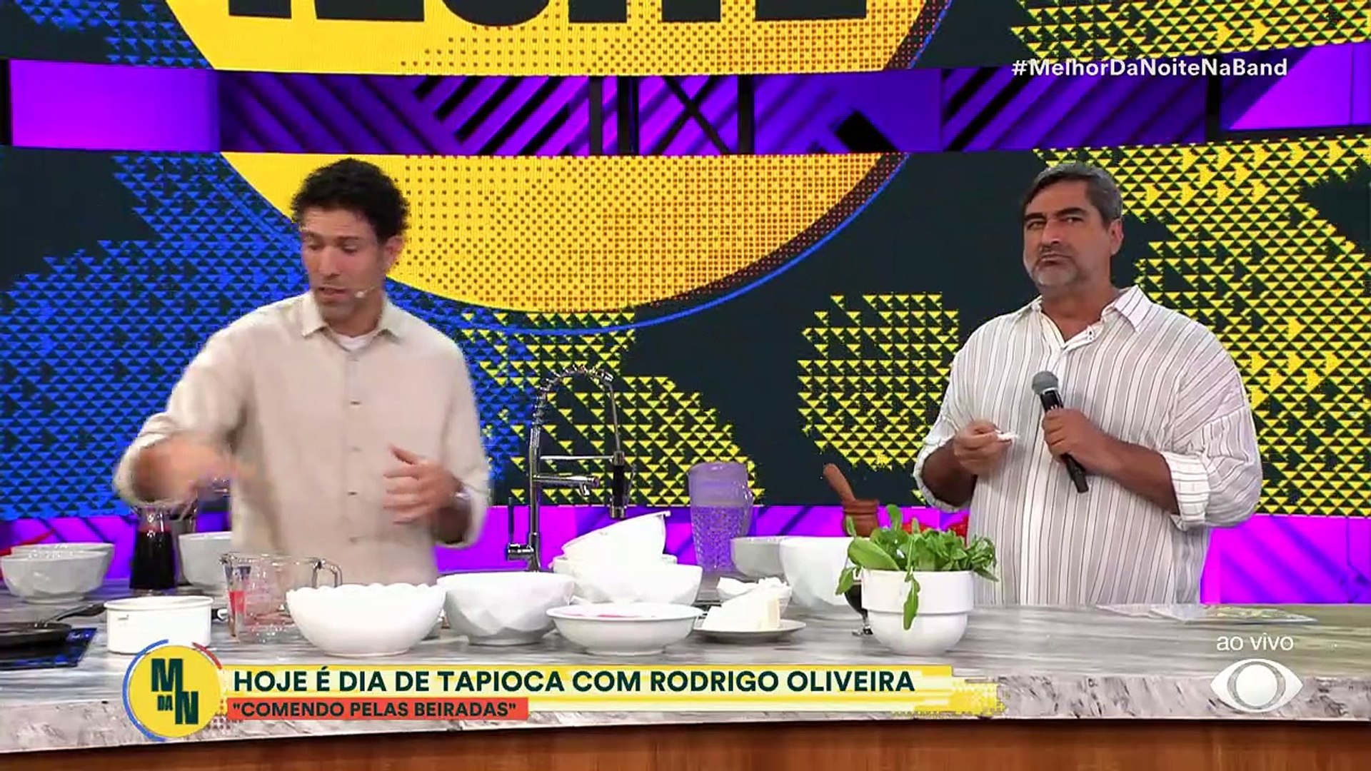 Meu Professor é Show: Mestre Alex diverte auditório com aula inusitada