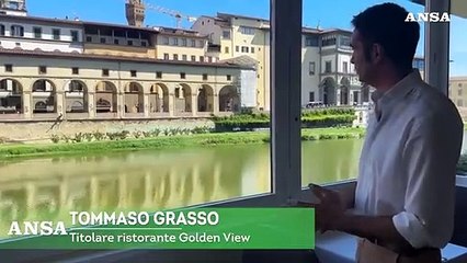 Corridoio vasariano imbrattato, il rammarico di due fiorentini
