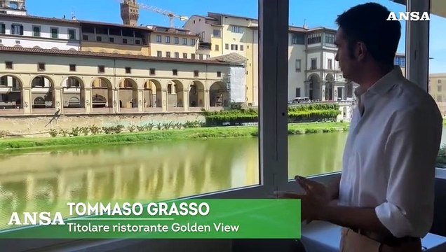 Corridoio vasariano imbrattato, il rammarico di due fiorentini