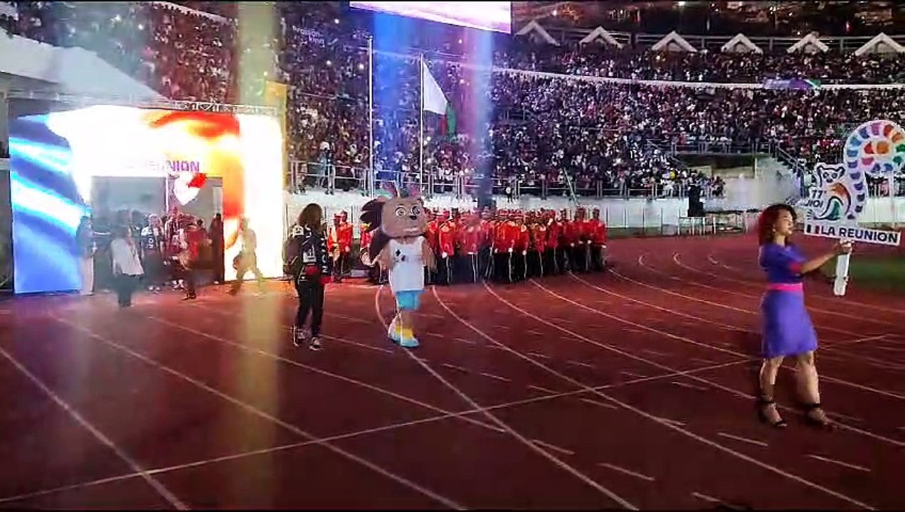 Jeux des Iles : la délégation Réunion défile !